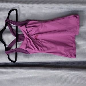 Athleta Work Out Top With Built In Bra Size S